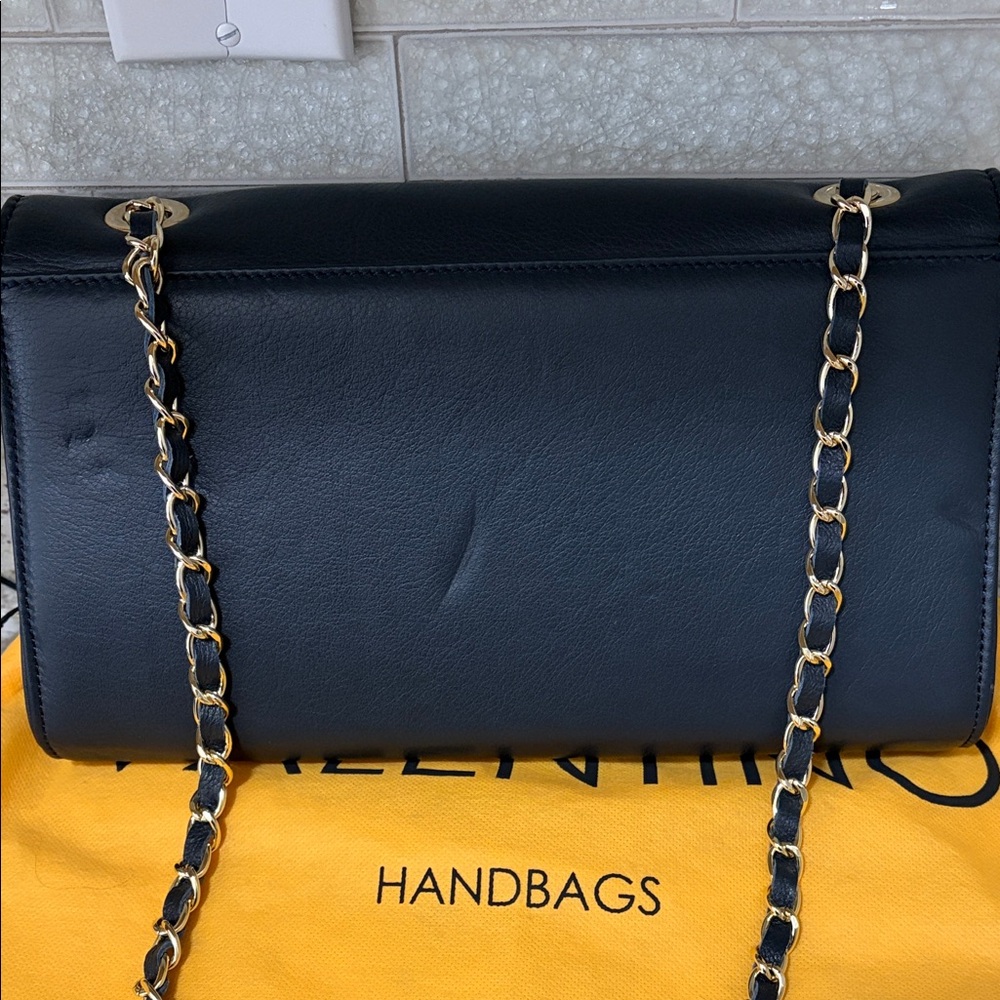 Mario Valentino Navy Leather Shoulder Bag with Gold Chain - Picture 4 of 4